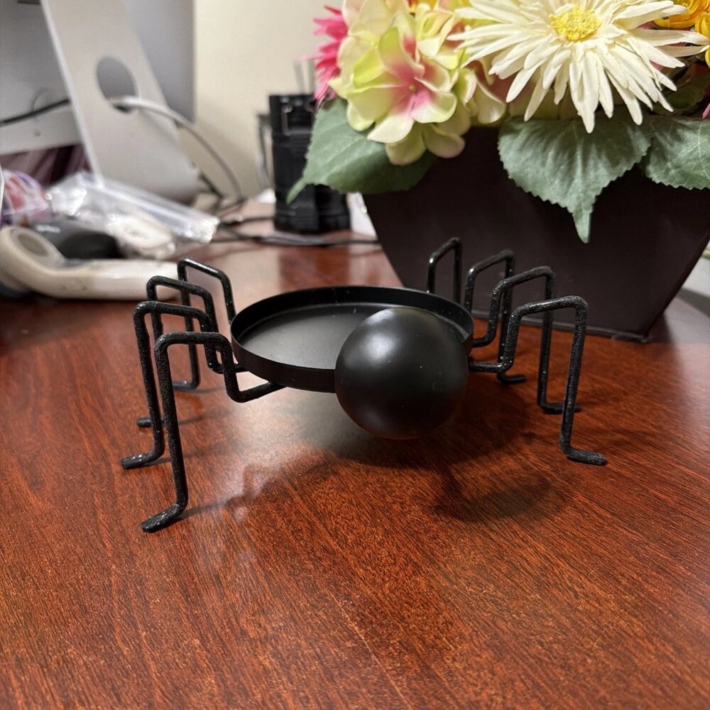 Midnight Market Black Metal Spider Jar Candle Holder - Picture 2 of 8